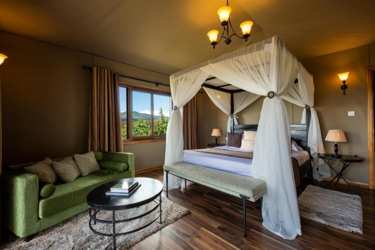 Lions Paw Ngorongoro Hotel Екстериор снимка