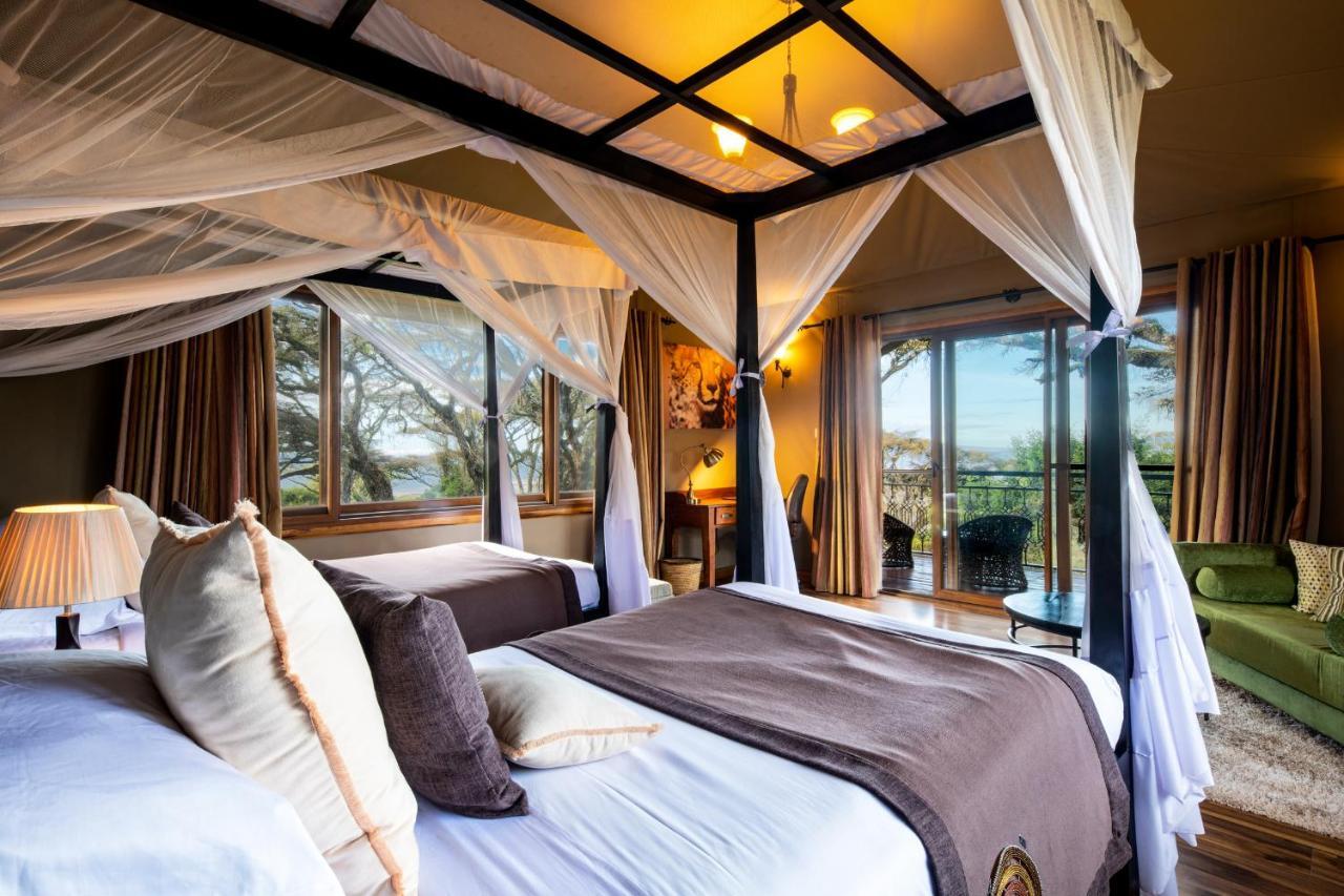 Lions Paw Ngorongoro Hotel Екстериор снимка